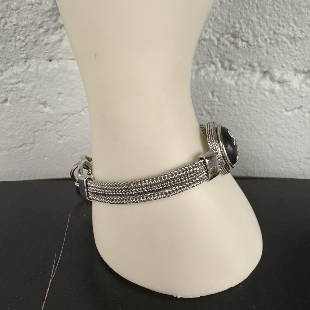 NUGZ USA Snap Bracelet w/ Anchor and free snap - Picture 2 of 8